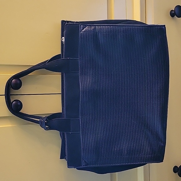 Purse - Picture 2 of 4